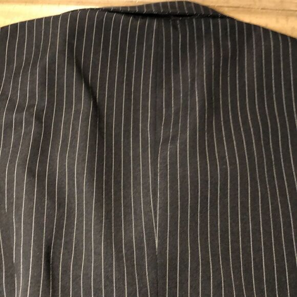 Shape FX’s Peplum Pinstripes Darted Crop Blazer Timeless Wide Lapel. Fully Lined - Picture 16 of 17